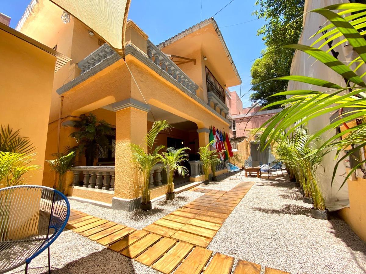 Roomies Hostel Centro Medico Mexiko-Stadt Exterior foto